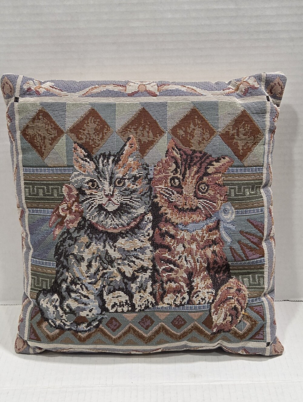 Vintage Tapestry Cute Cats Cottagecore Granniecore Throw Pillow